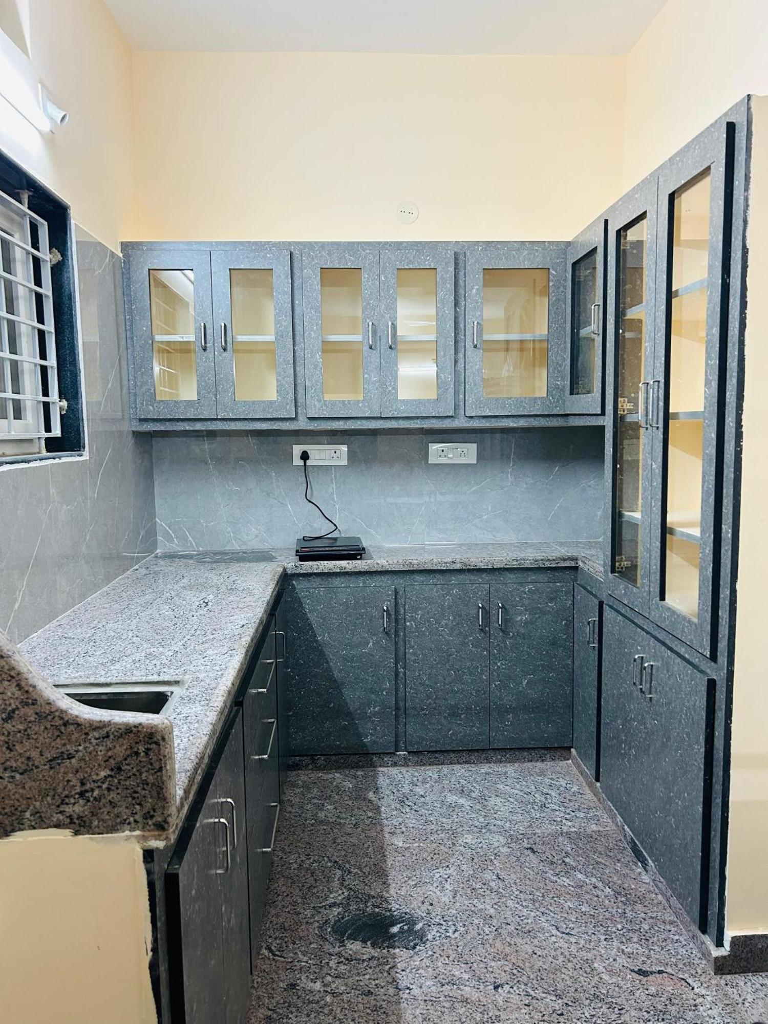Y Stay Homestay Tirupati Eksteriør billede